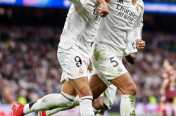 竞猜-姆巴佩位置左边还是右边(姆巴佩是打什么位置的)