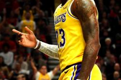 詹姆斯赛程(詹姆斯比赛录像全场回放2021)