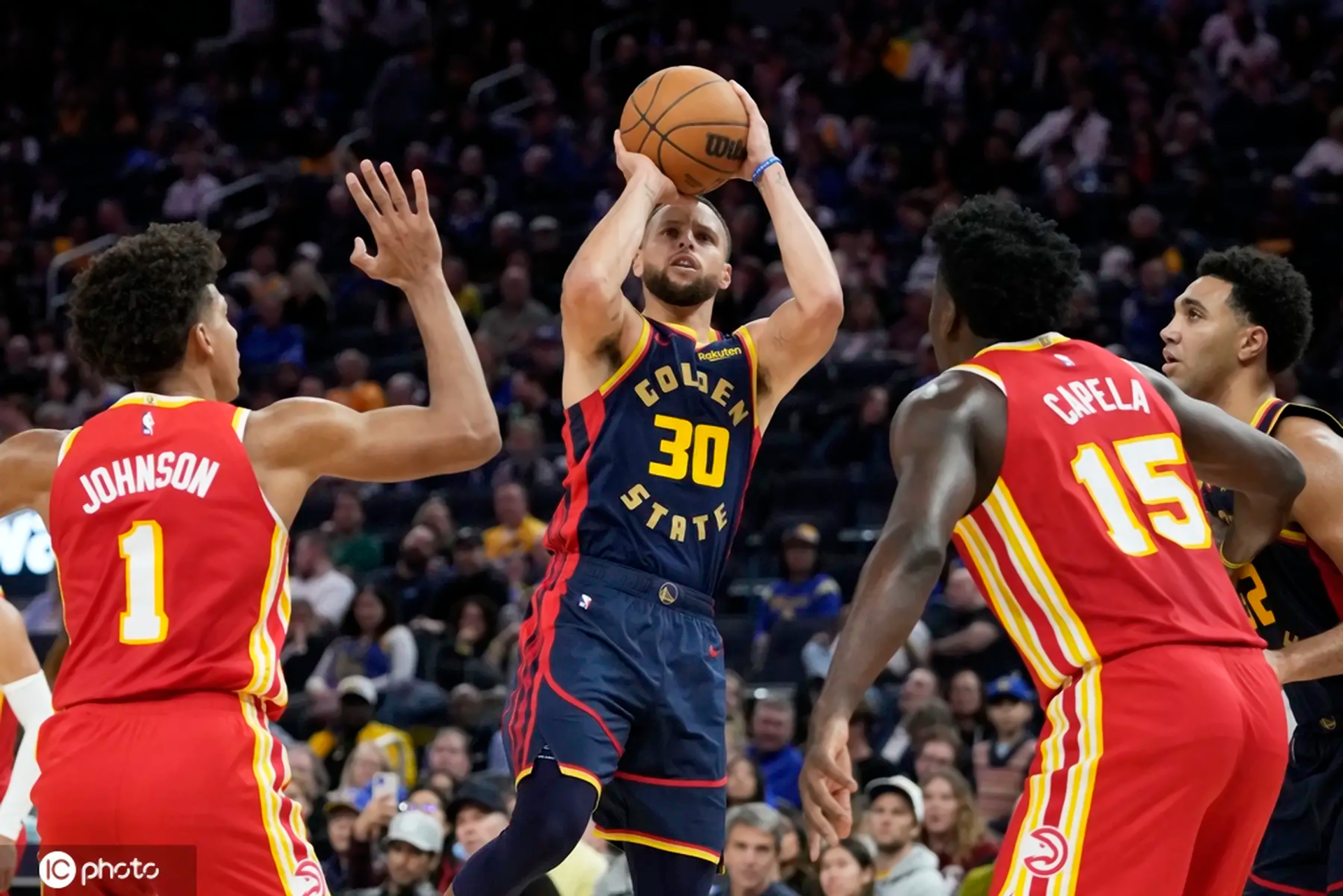 斯蒂芬·库里三分球纪录(斯蒂芬库里三分大赛获奖吗)