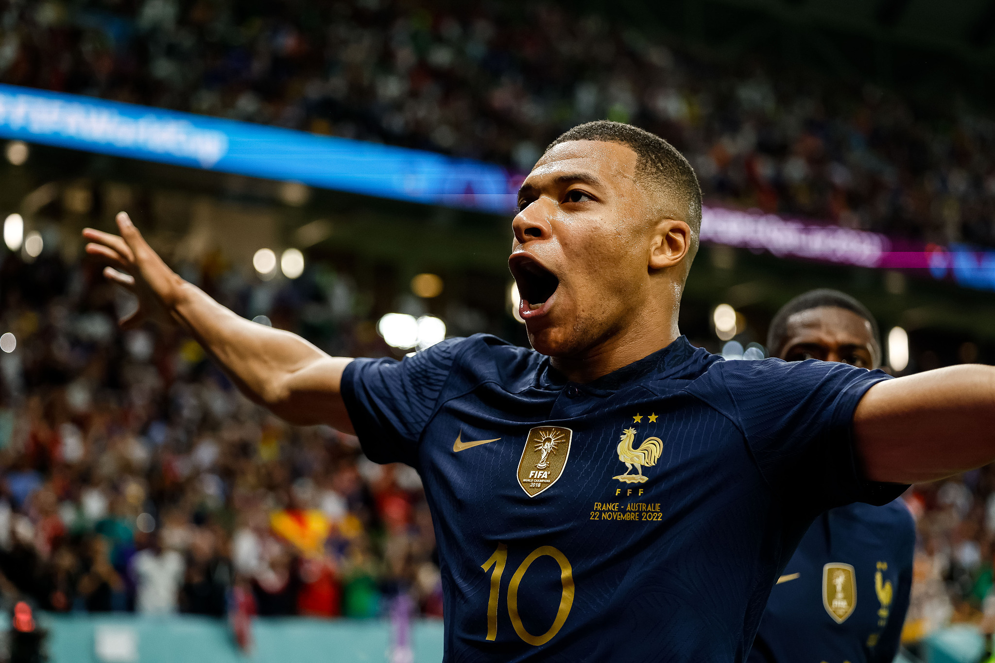 姆巴佩精彩过人(姆巴佩的精彩视频)