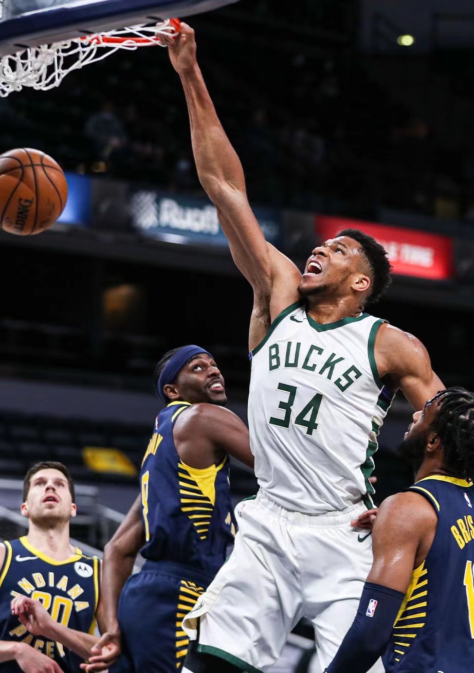 扬尼斯·阿德托昆博欧洲步(扬尼斯·阿德托昆博打的几号位)