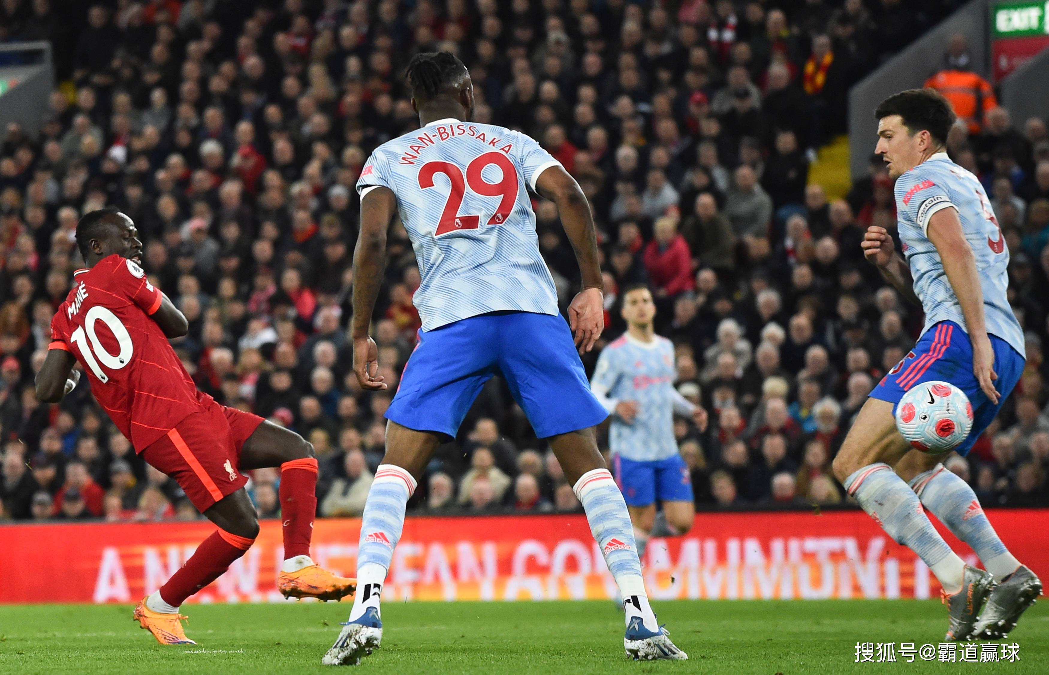 曼联vs利物浦近10次交锋进球数(曼联vs利物浦改期时间)